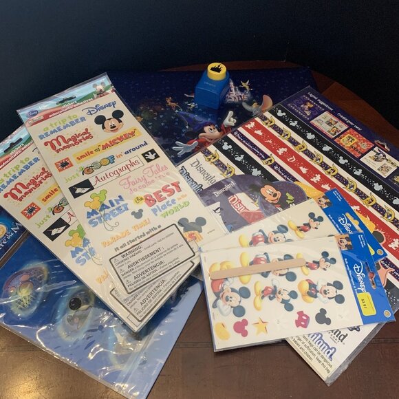 Disney Scrapbooking Bundle - Stickers, Album & “Where Dreams Come True” Kit - Picture 1 of 16